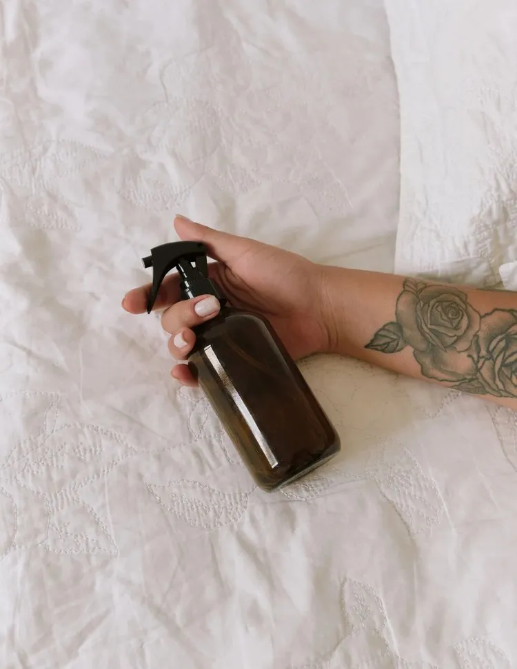 Aquila Grayscale Room & Linen Spray | Choose your Scent!